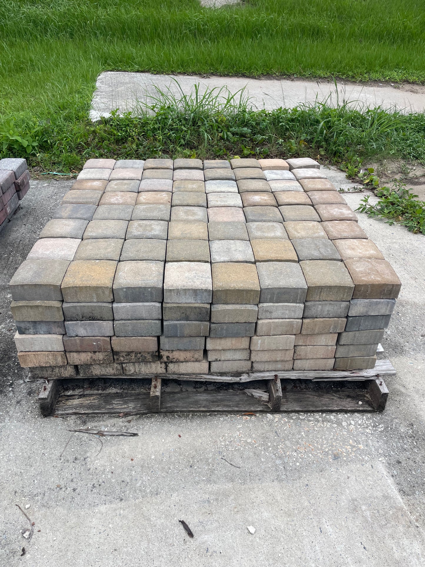 Contemporary Pavers - 5”x5” Square