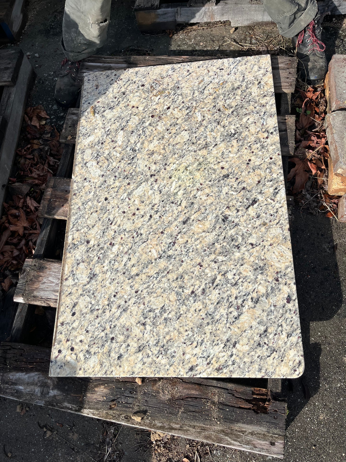 40”x25 3/4” Granite