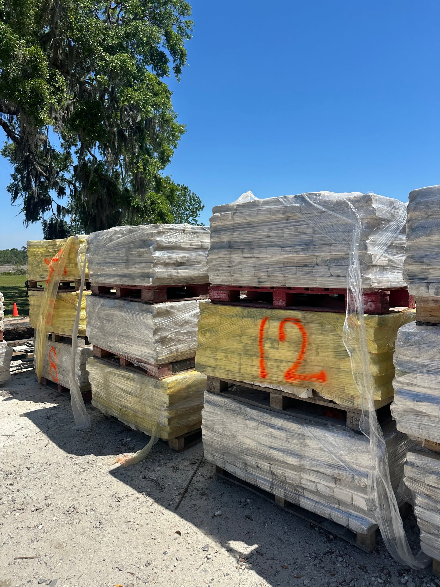 White Mortar Bricks